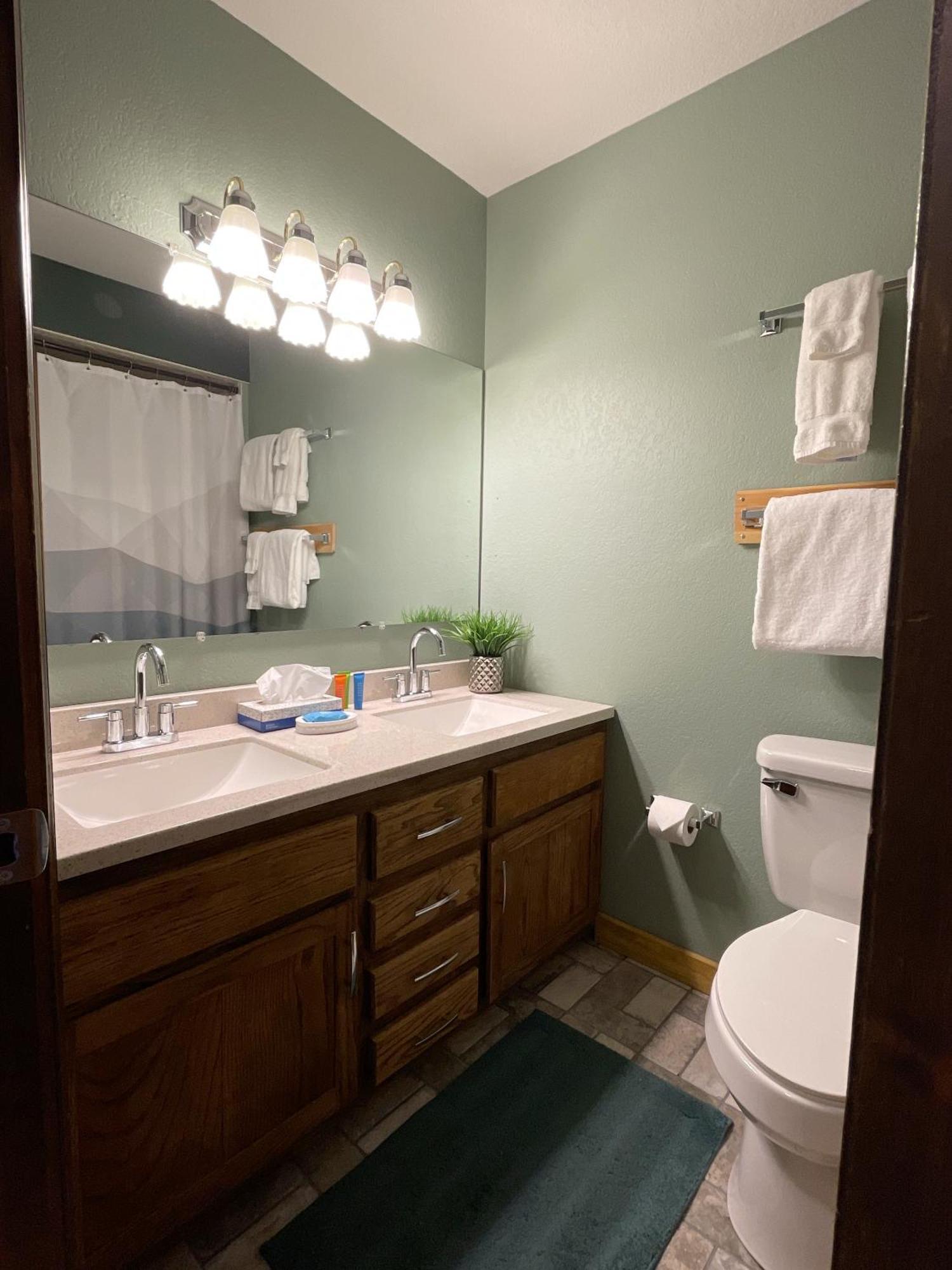 Relax, Adventure, Views, Amenities+Memories Apartment Granby Exterior foto
