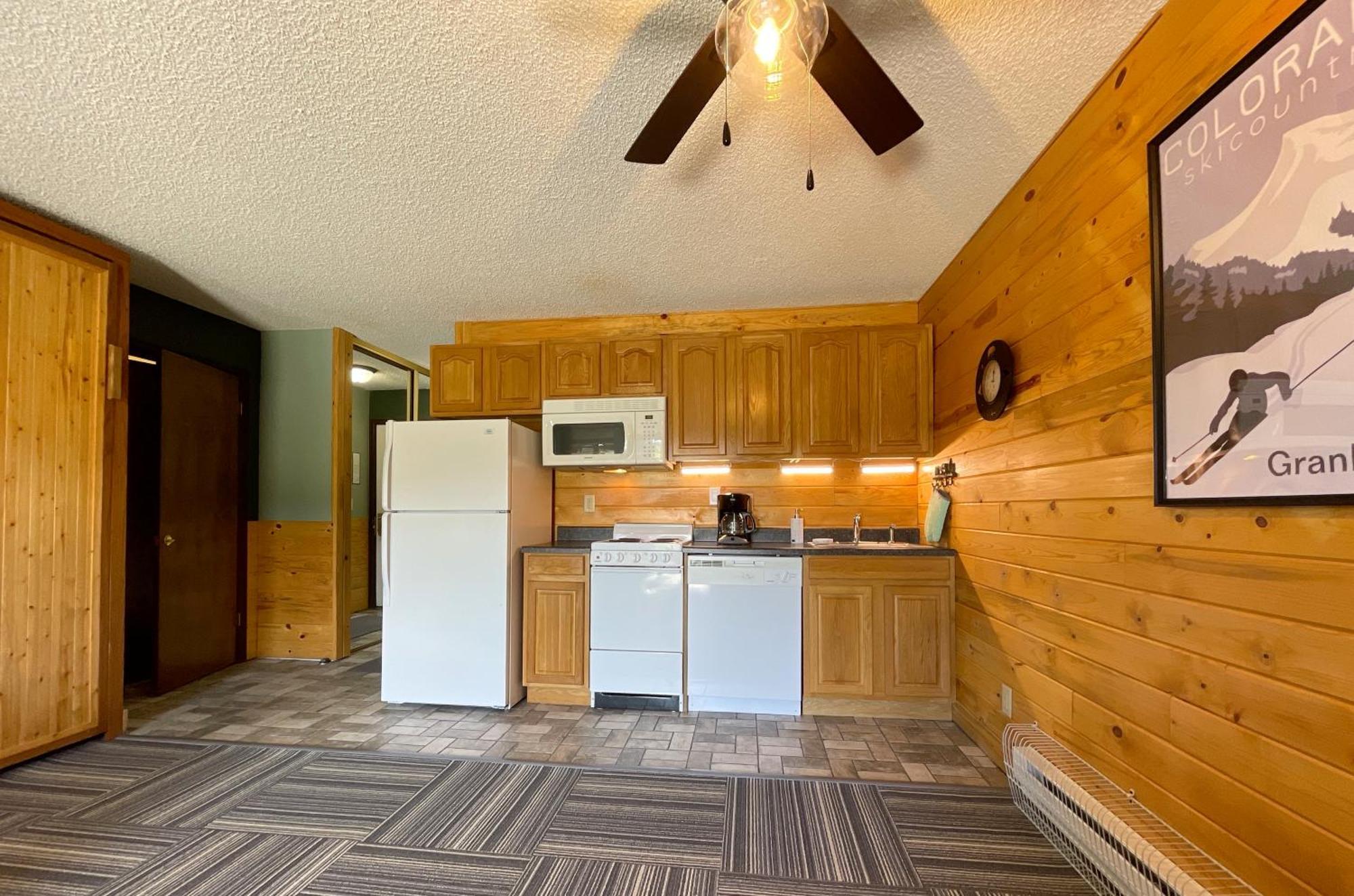 Relax, Adventure, Views, Amenities+Memories Apartment Granby Exterior foto