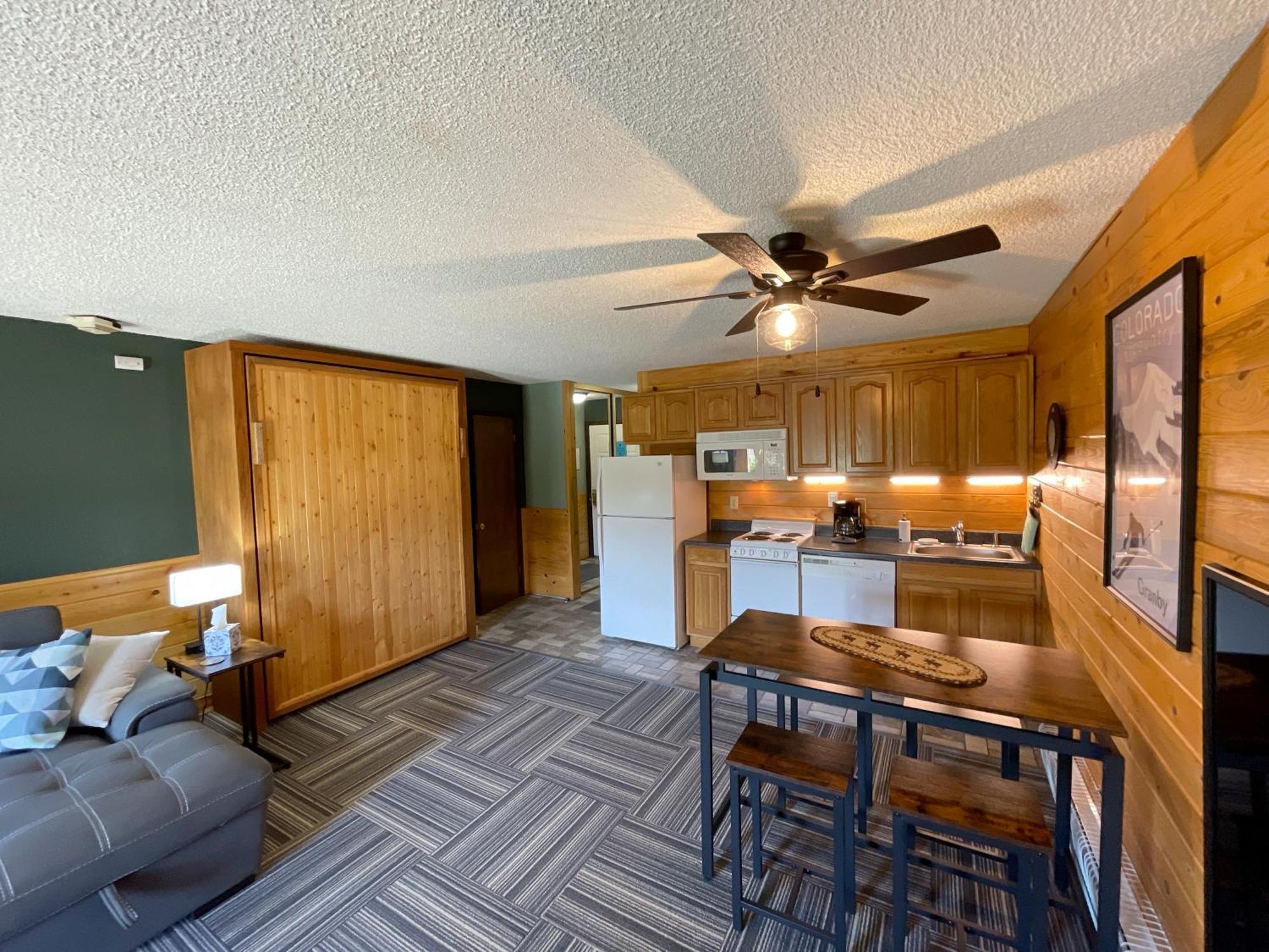Relax, Adventure, Views, Amenities+Memories Apartment Granby Exterior foto